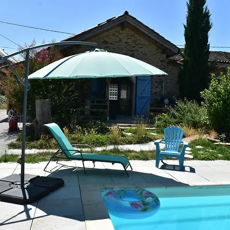 Maison D'hote A La Campagne Dans Un Corps De Ferme Penzion