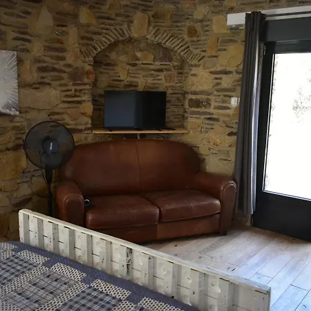 Maison D'hote A La Campagne Dans Un Corps De Ferme 3* Sainte-Gemme (Tarn)