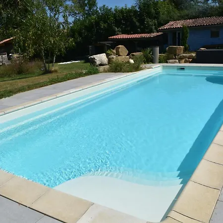 Maison D'hote A La Campagne Dans Un Corps De Ferme 3* Sainte-Gemme (Tarn)