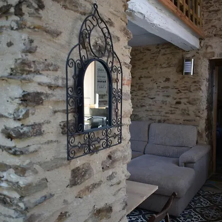 Maison D'hote A La Campagne Dans Un Corps De Ferme 3* Sainte-Gemme (Tarn)